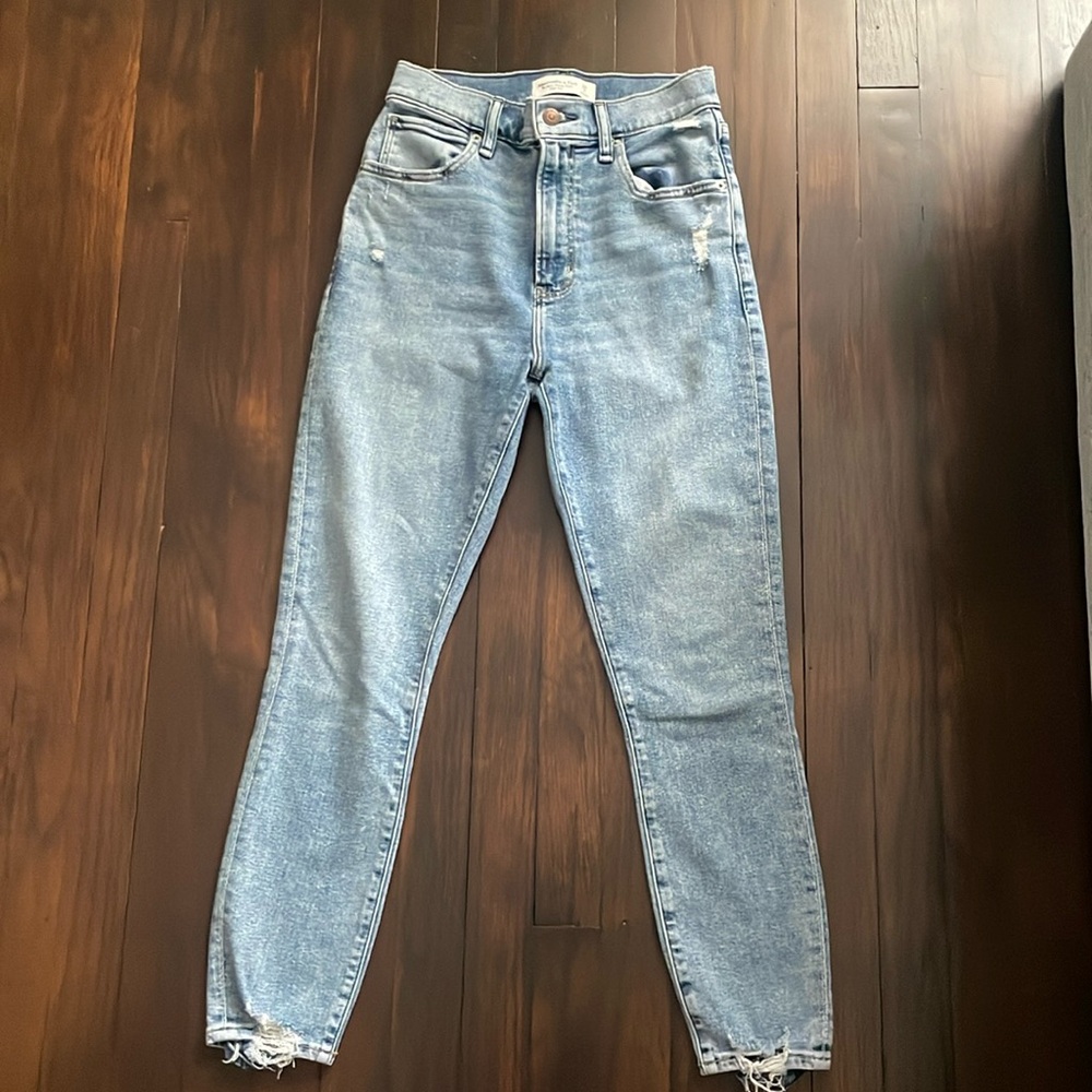 Abercrombie super skinny ankle high rise jeans size 26xs